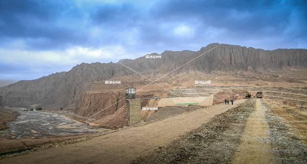 建设中的水库大坝