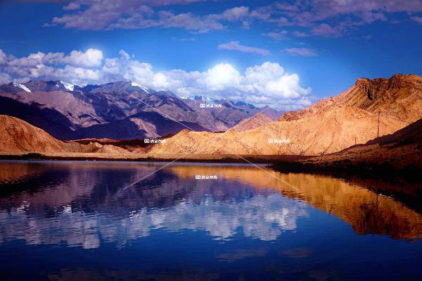 鱼儿红牧场天池