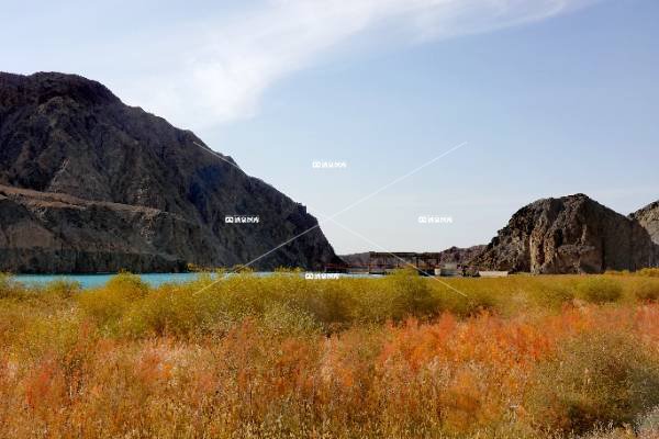 讨赖河大峡谷秋色