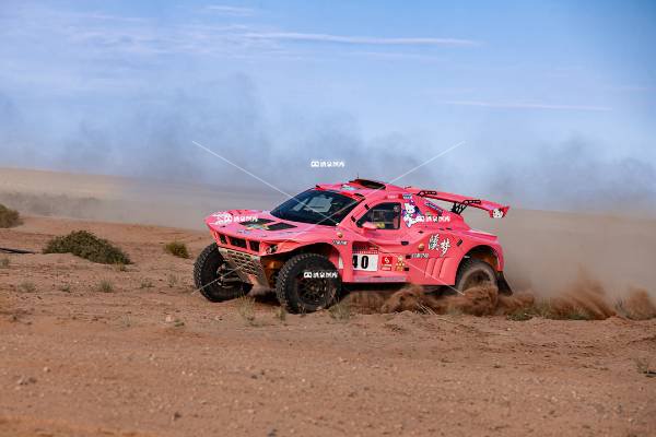 汽车越野拉力赛