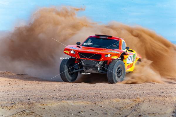 汽车越野拉力赛