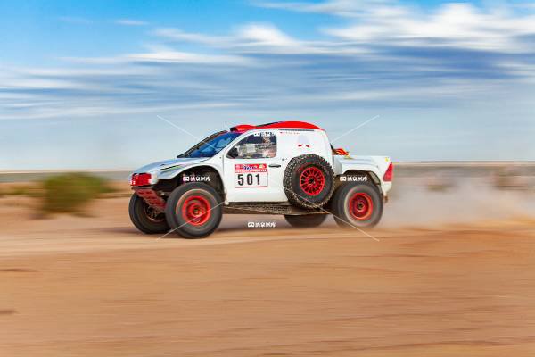 汽车越野拉力赛